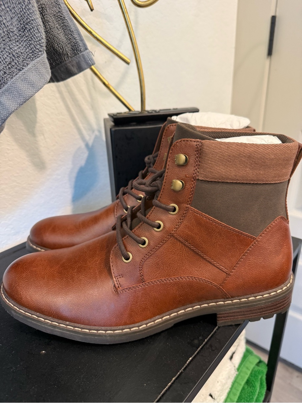 Alesbury Brown Men's Lace-Up Leather Ankle Boots